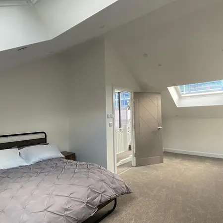 Apartment Beautiful Penthouse In - New